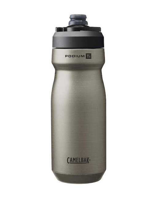 Botella de agua Camelbak de acero inoxidable Titanium con tapa rosca 600 ml