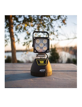 Luz LED Wagan Tech 900 lúmenes de alto impacto