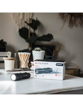 Linterna Ledlenser P6 Core