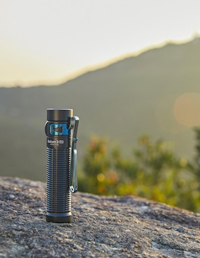 Linterna de mano Olight Baton 3 Pro