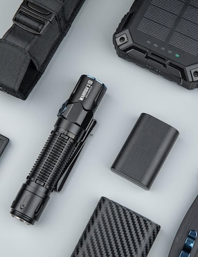 Linterna de mano Olight Warrior 3S