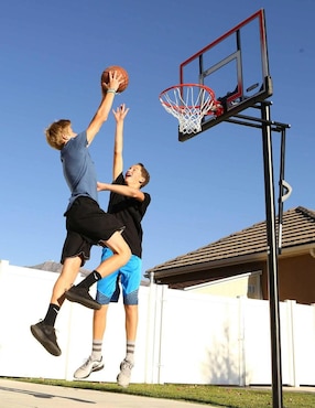 Tablero básquetbol Lifetime funcionamiento manual