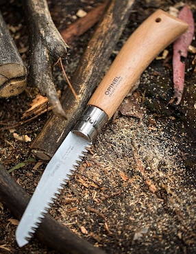 Sierra plegable de madera para campismo