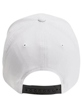 Gorra visera semicurva broche Black Clover Lifestyle unisex