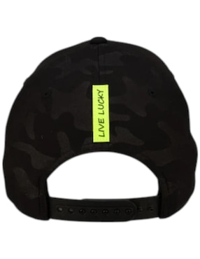 Gorra visera semicurva broche Black Clover Lifestyle unisex