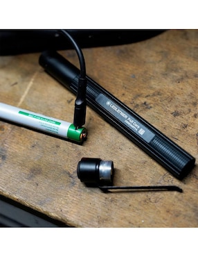 Linterna de bolsillo Ledlenser P4R Core