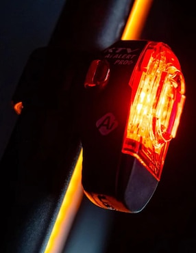 Lámpara trasera para bicicleta Lezyne