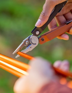 Navaja Leatherman Rebar