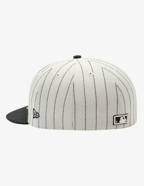 Gorra visera plana cerrada para béisbol New Era 8 Panels Series unisex