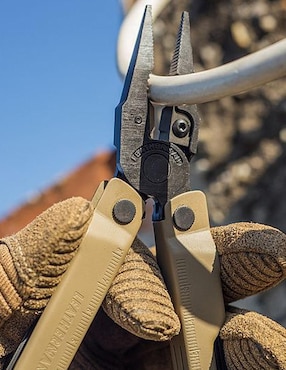 Navaja Leatherman Rebar Cafe