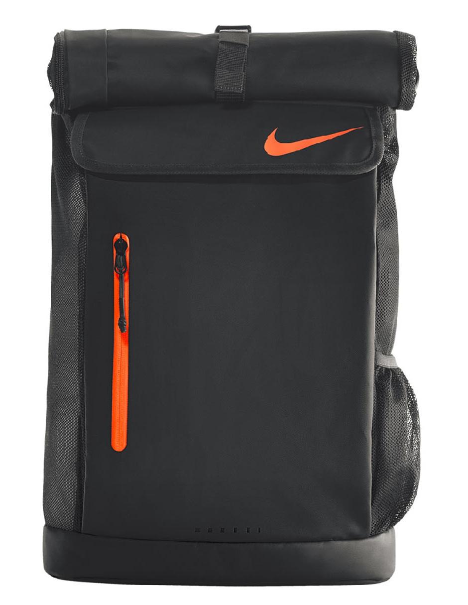 mochilas para natacion nike