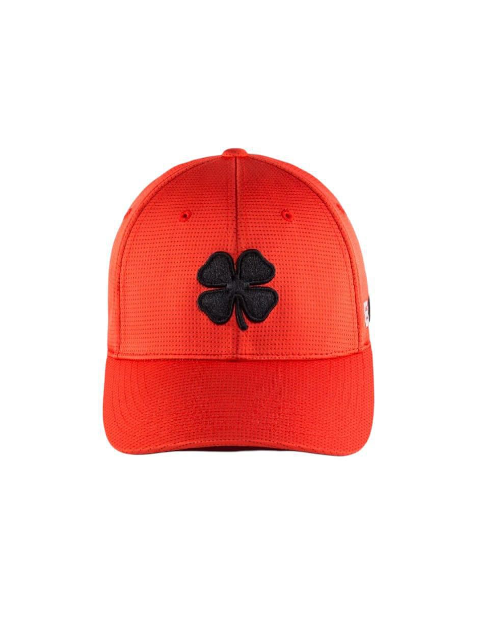 Gorra visera curva cerrada Black Clover perf unisex