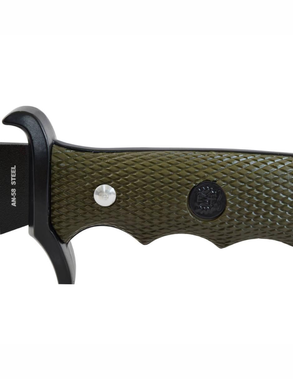Cuchillo multiusos de monte 3