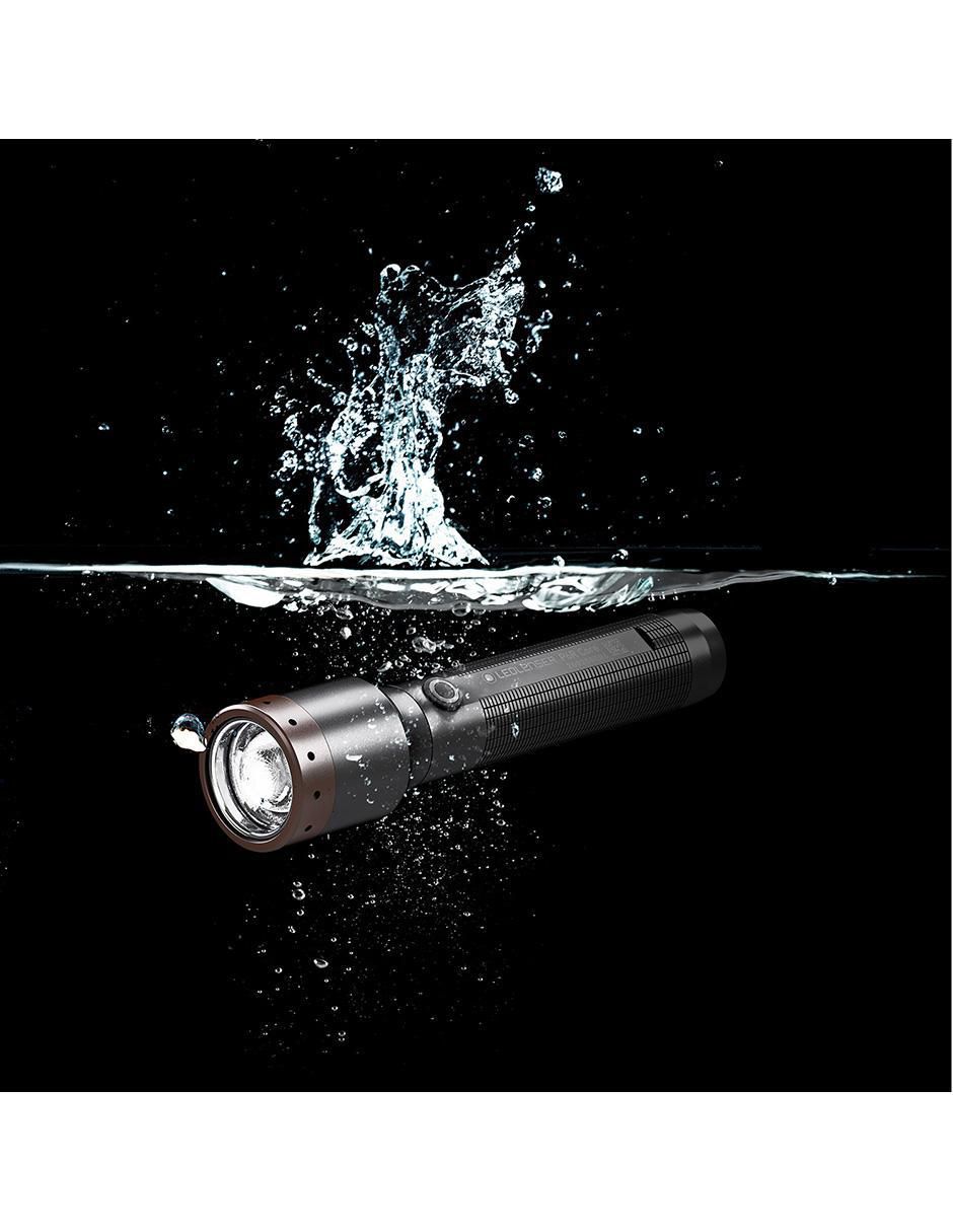 Linterna P6R Core 8