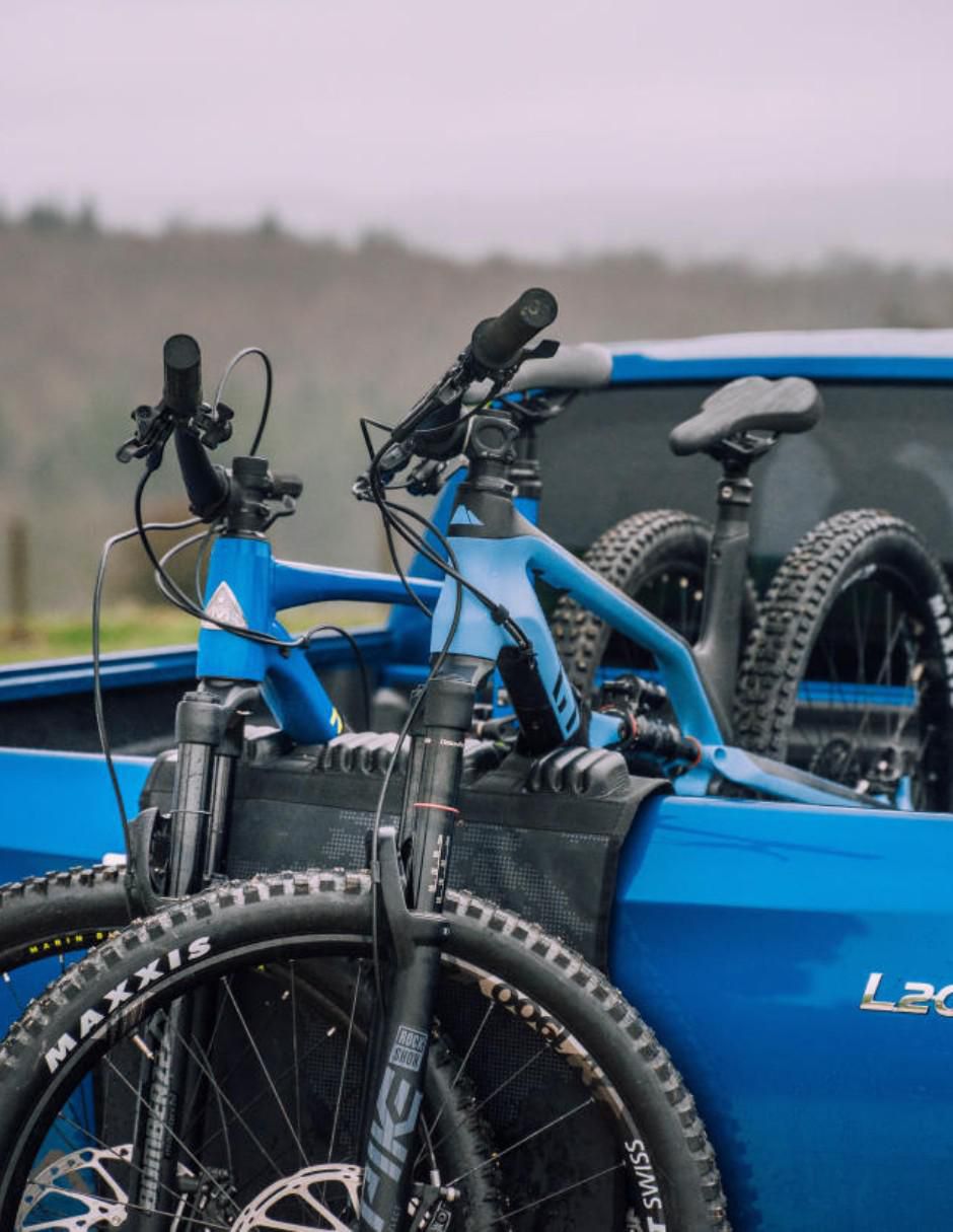 Rack porta bicicleta para camioneta Tailgate pad 6