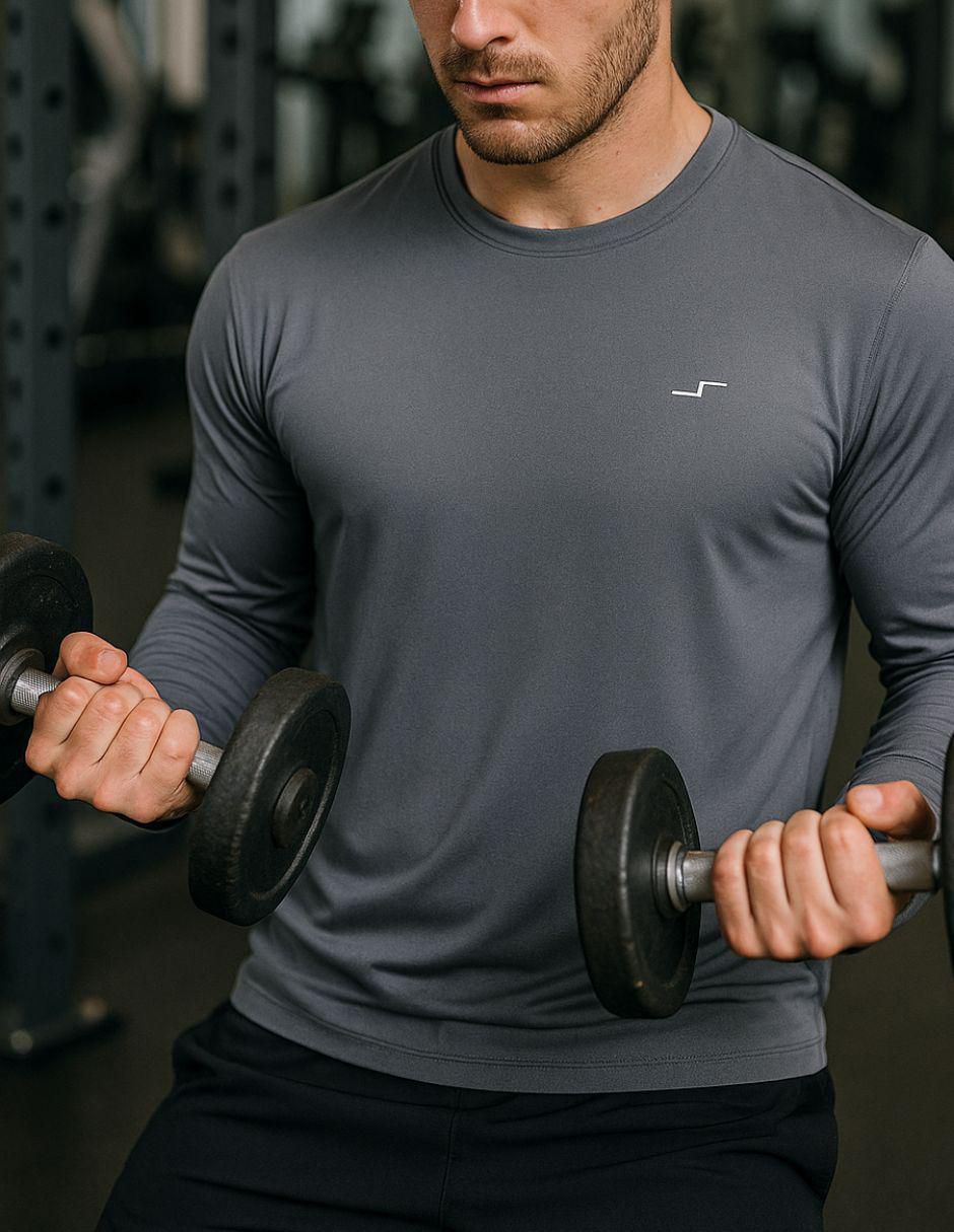 Set de playera deportiva para entrenamiento de hombre 9