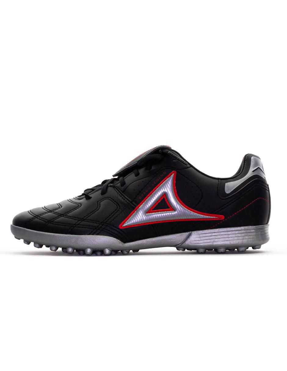 Tenis de hombre para fútbol 2