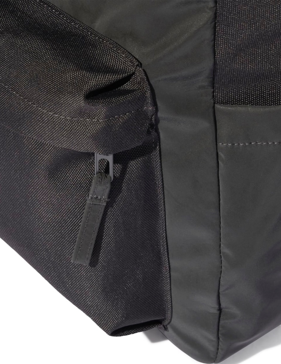 Mochila deportiva Essentials unisex 5