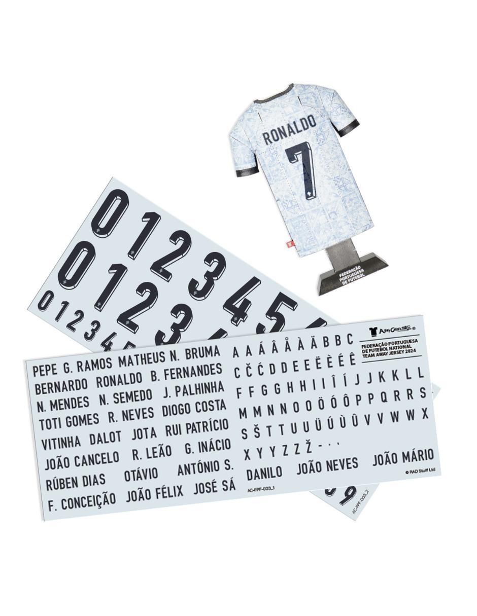 Figura de playera Portugal Visitante 2024 2